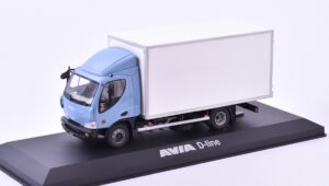 FOXtoys model AVIA D-Line modrá box výrobce modelu: Foxtoys měřítko: 1:43 materiál: kov/plast model je dodáván v plastové vitríně