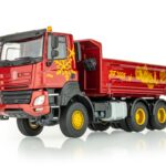 Kaden model Tatra Phoenix 6x6 ''PF 2025'' Limitovaná série 300ks. Sběratelský a perfektně propracovaný kovový model v měřítku 1:43. Celokovový. Přední kola natáčecí